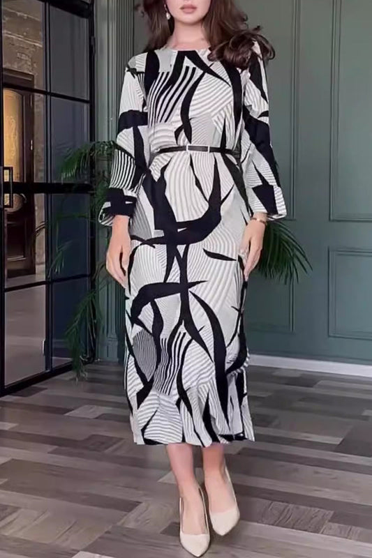 Classic Vintage & Enduringly Stylish Dress