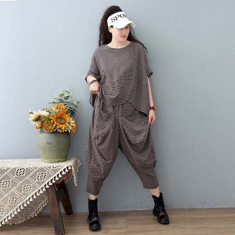 Effortlessly Elegant Garment with a Timeless Design
