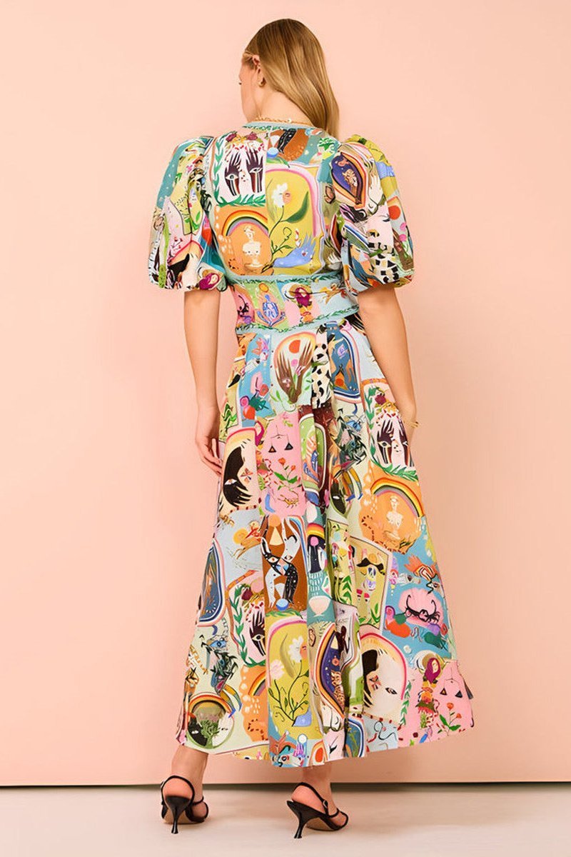 Classic Vintage Dress with a Flattering Fit