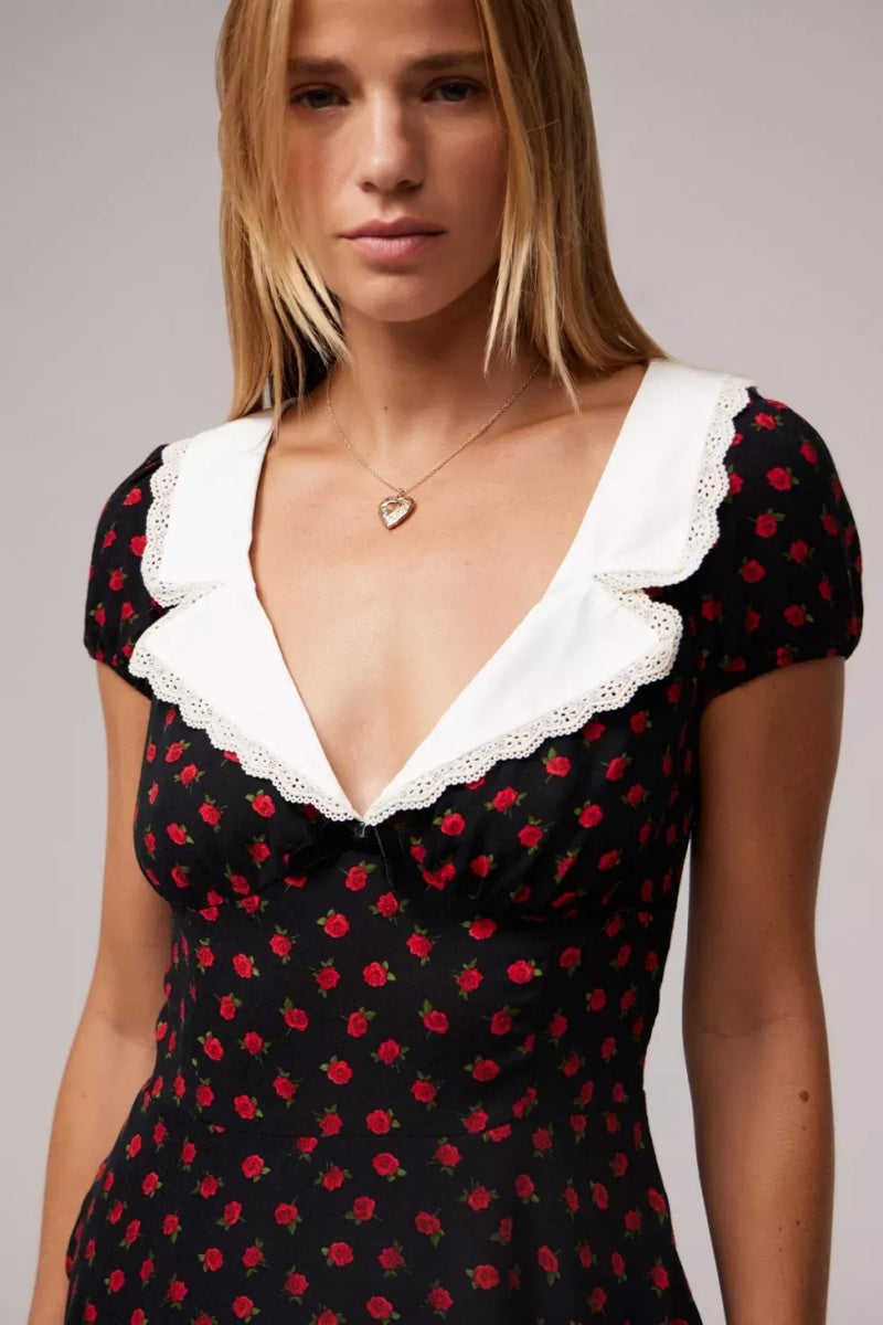 A Vintage Style Dress with Delicate Timeless Details
