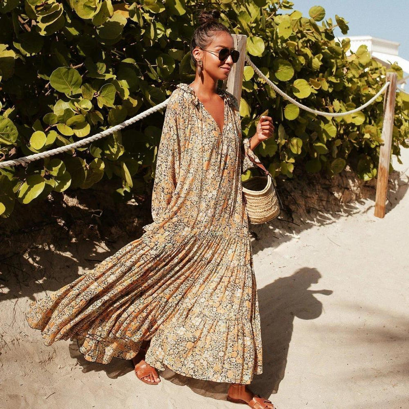 Classic Vintage & Enduringly Stylish Dress