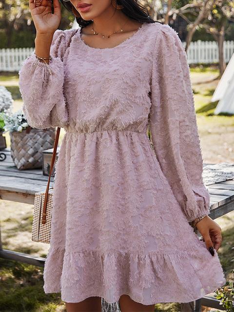Sophisticated Dress with a Clean Classic Look