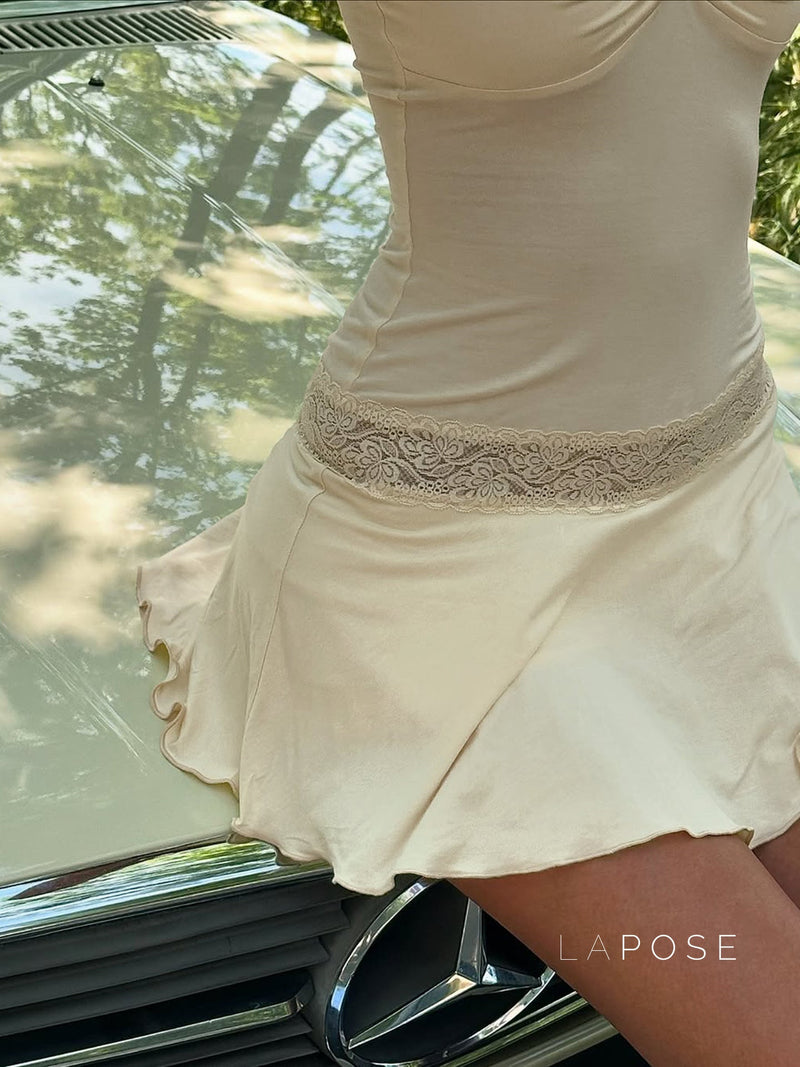 A Vintage Style Dress with Delicate Timeless Details