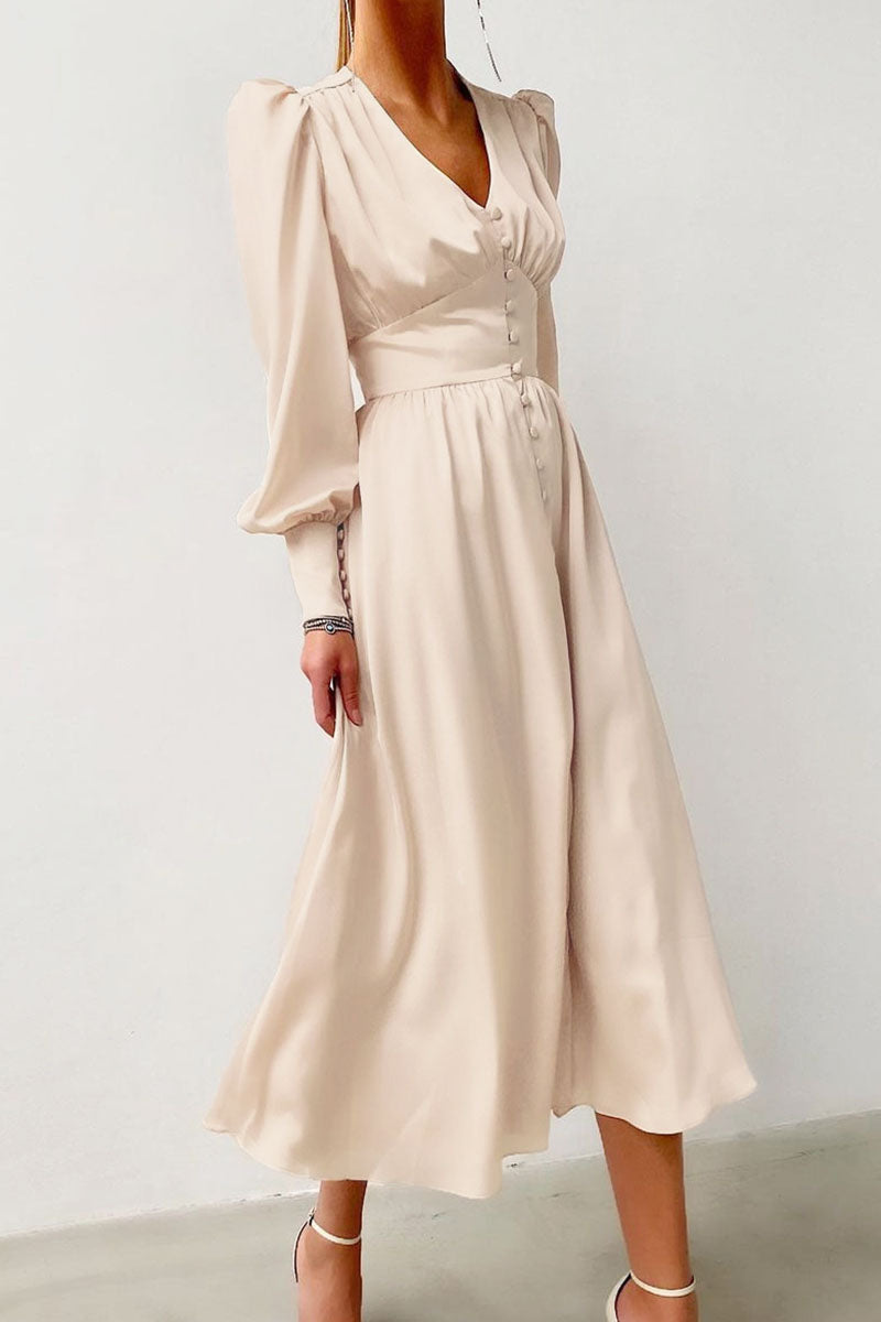 Gracefully Styled Dress for Any Occasion