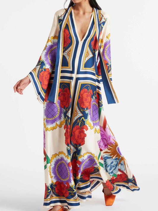 Classic Vintage & Enduringly Stylish Dress