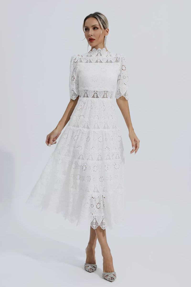 Classic Vintage Dress with a Flattering Fit
