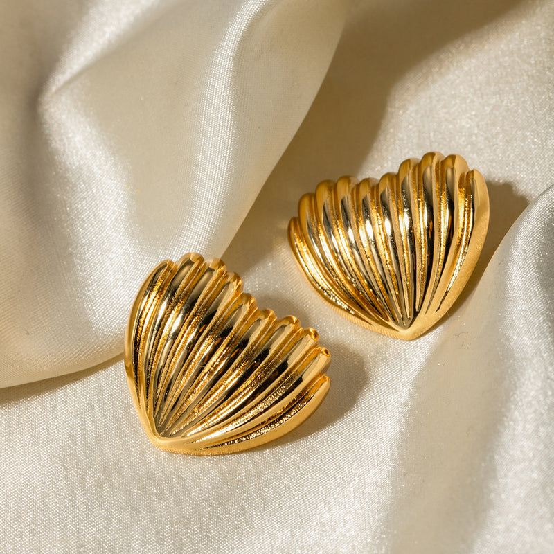 Vintage Handmade Gold Earring