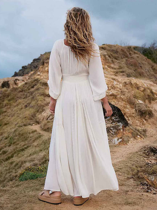 Sophisticated Dress with a Clean Classic Look