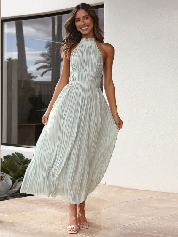 Sophisticated Dress with a Clean Classic Look