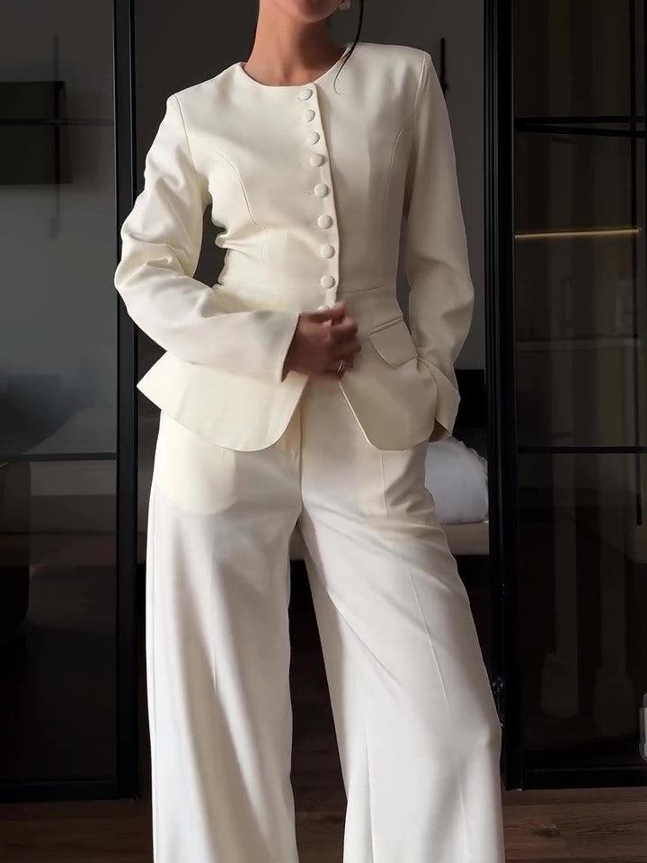 Beautifully Crafted Pants in a Classic Style