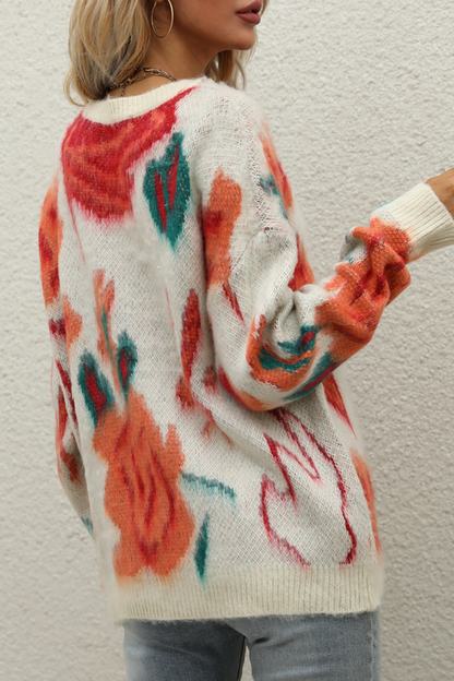 Effortlessly Elegant Sweater with a Timeless Design