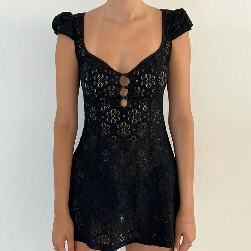 Effortlessly Elegant Dress with a Timeless Design