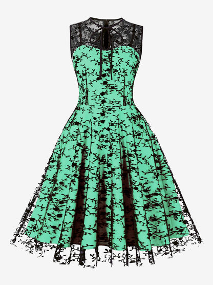 Classic Vintage & Enduringly Stylish Dress