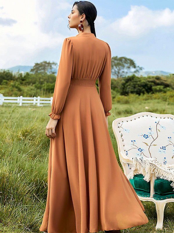Gracefully Styled Dress for Any Occasion