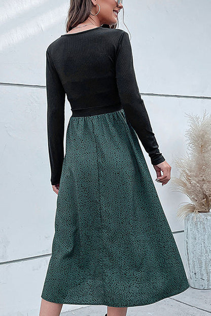 Sophisticated Dress with a Clean Classic Look