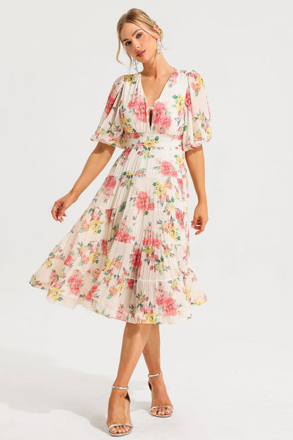 Classic Vintage Dress with a Flattering Fit