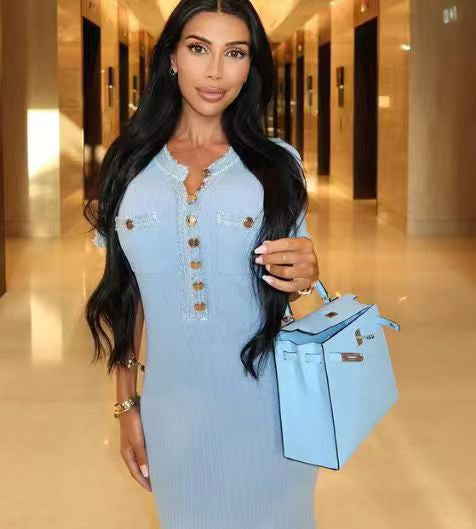 Sophisticated Dress with a Clean Classic Look