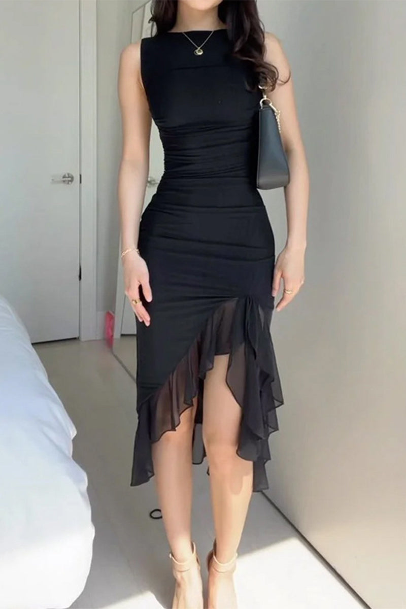Beautifully Finished Dress in a Timeless Design