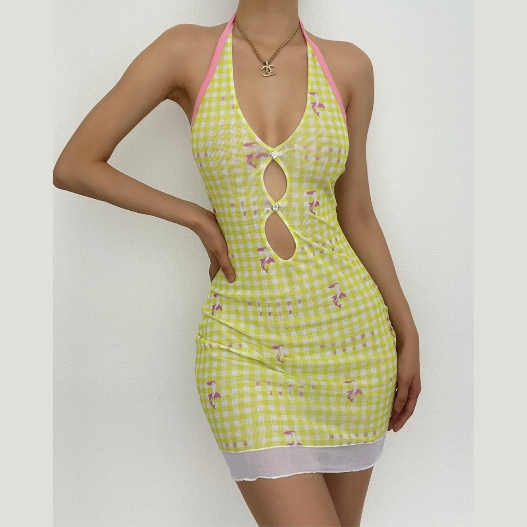 Effortlessly Elegant Dress with a Timeless Design