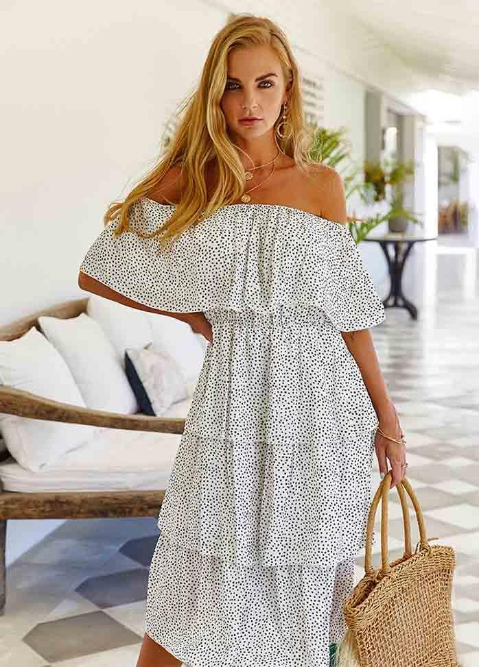 Classic Vintage Dress with a Flattering Fit