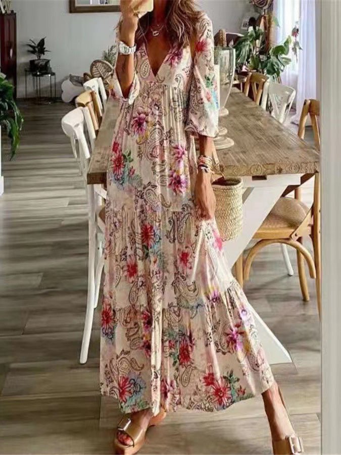 Beautifully Finished Dress in a Timeless Design