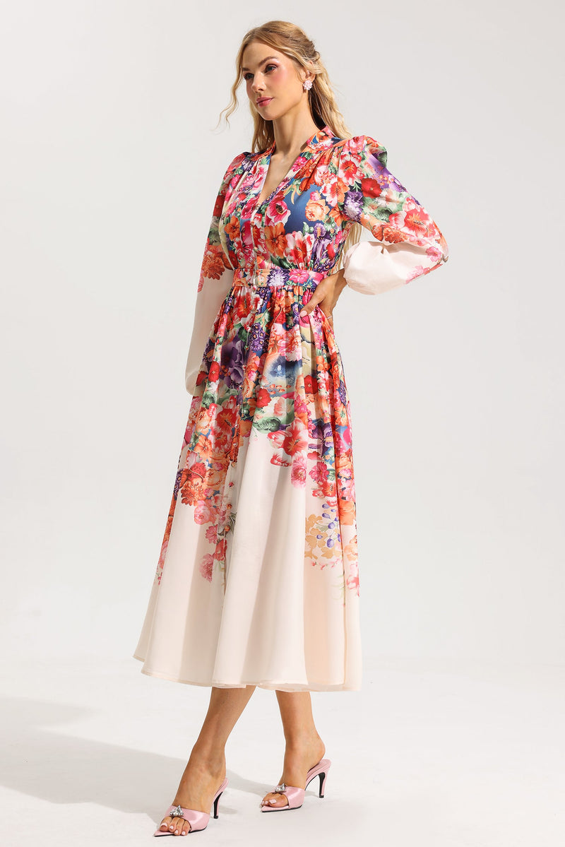 Effortlessly Elegant Dress with a Timeless Design