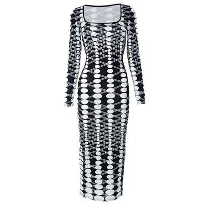 Gracefully Styled Dress for Any Occasion