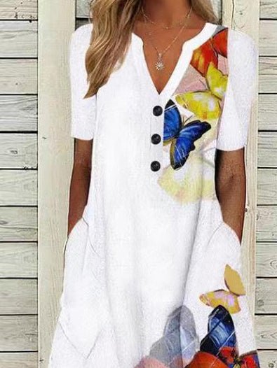 Beautifully Finished Dress in a Timeless Design