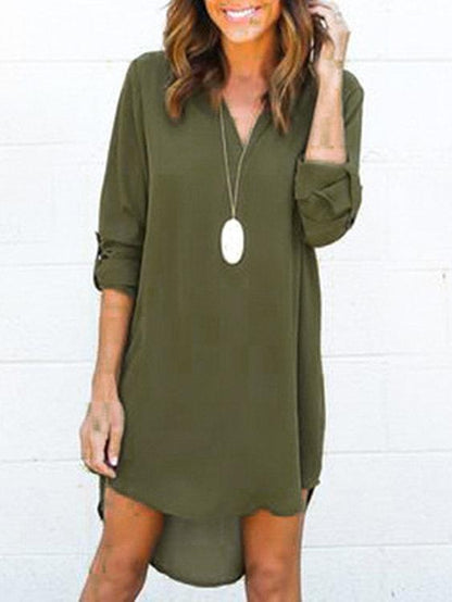 Beautifully Finished Dress in a Timeless Design
