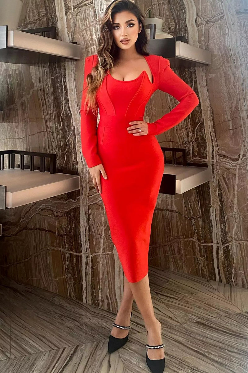 Beautifully Finished Dress in a Timeless Design