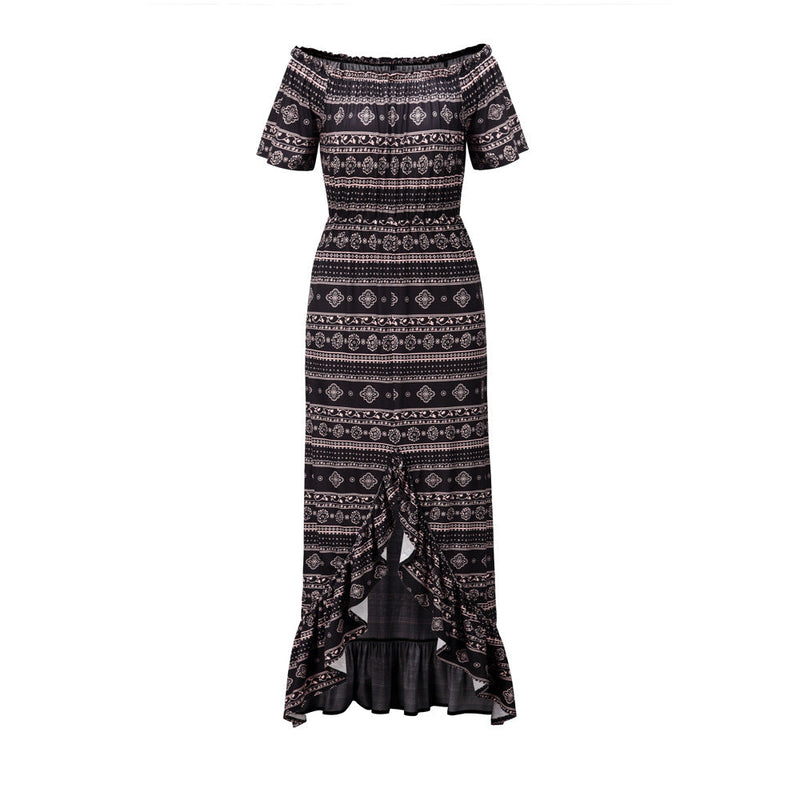 Effortlessly Elegant Dress with a Timeless Design