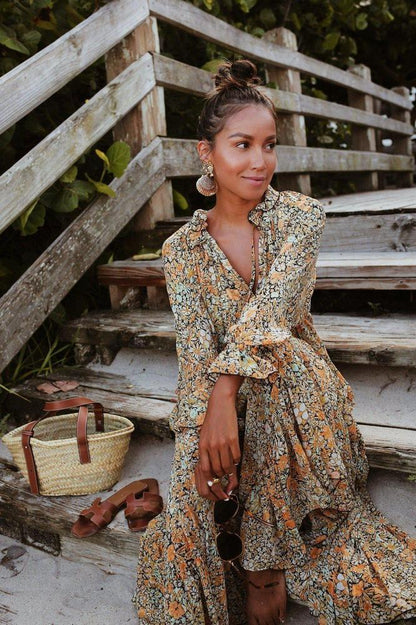 Classic Vintage & Enduringly Stylish Dress