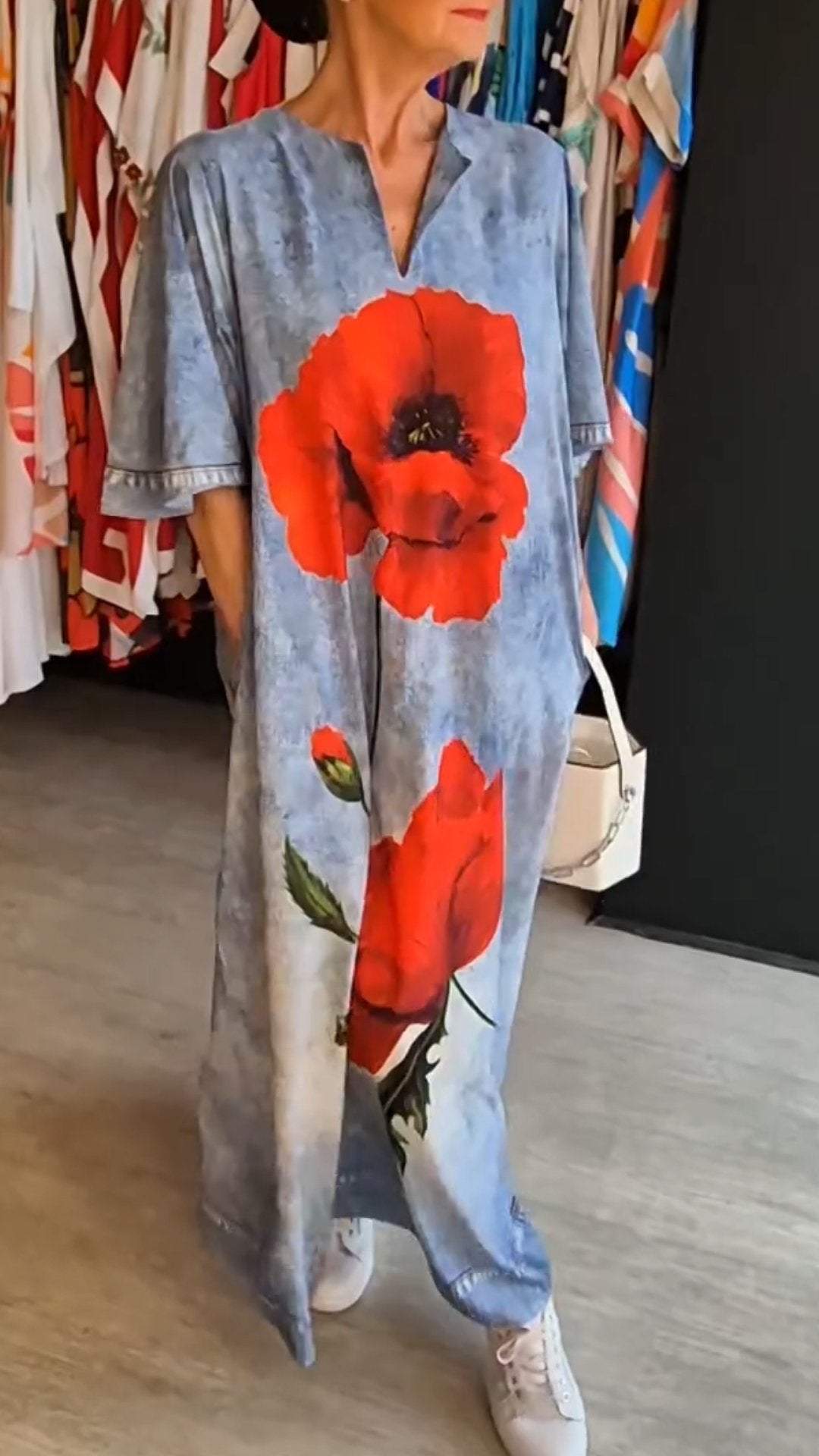 Beautifully Crafted Dress in a Classic Style