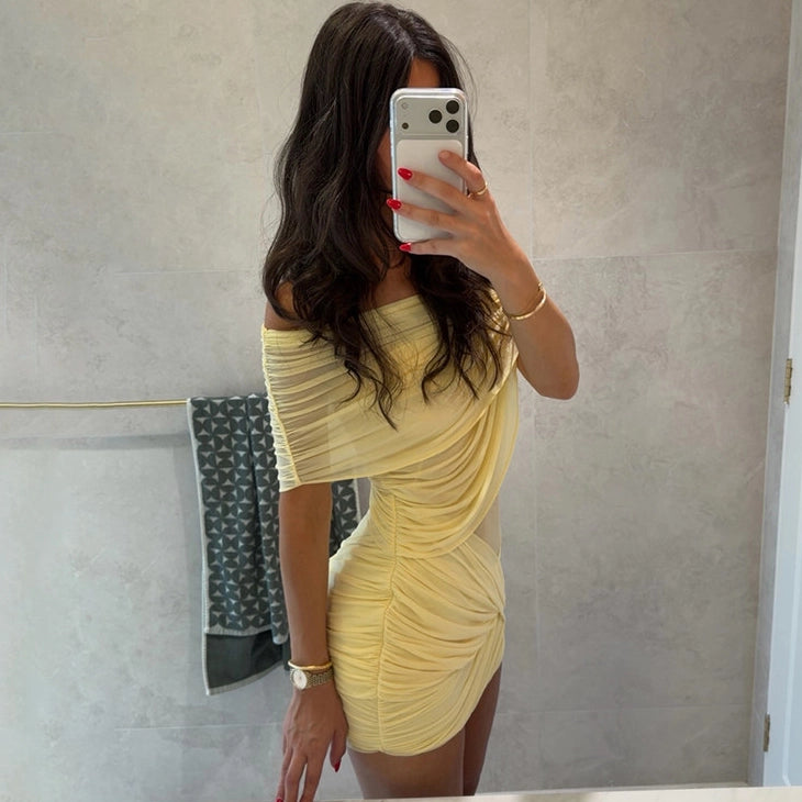 Sophisticated Dress with a Clean Classic Look