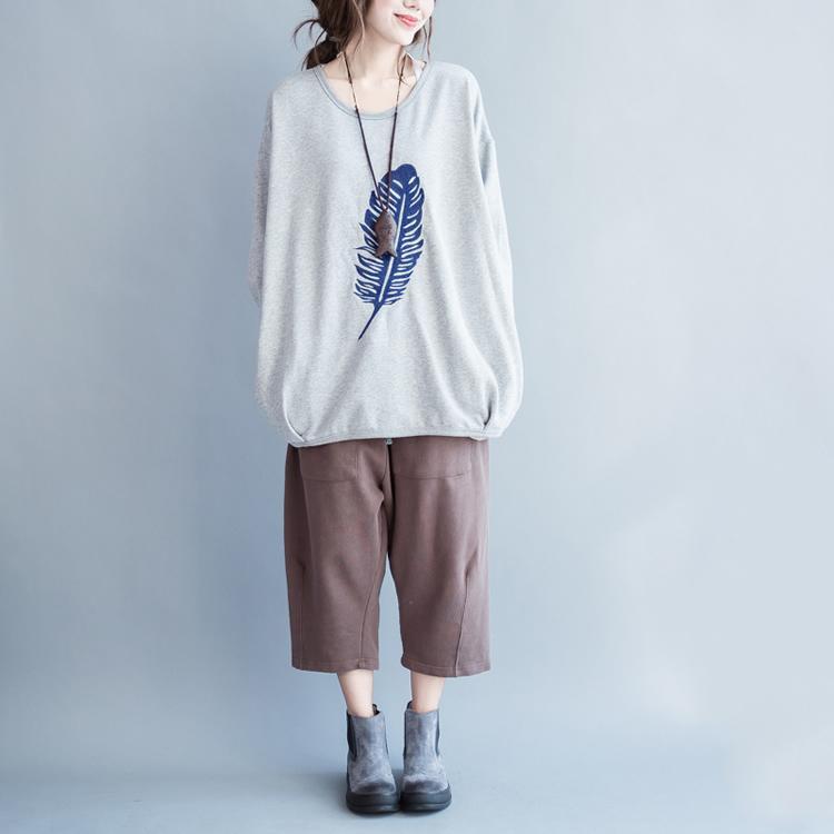 Classic Vintage Sweater with a Flattering Fit