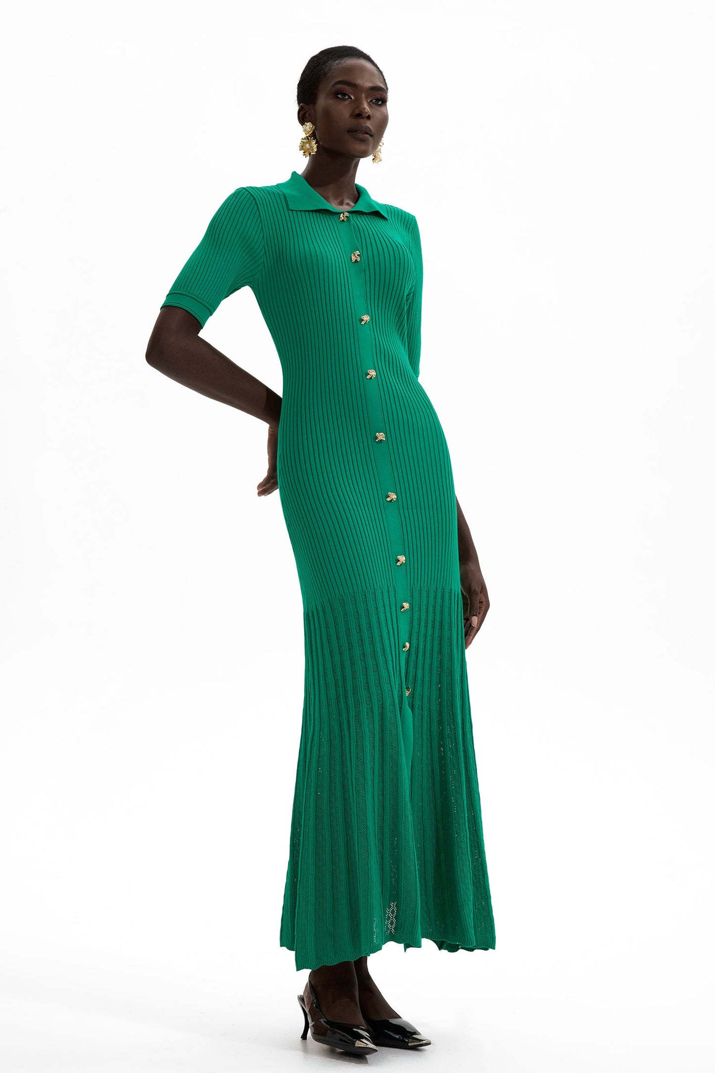 Beautifully Crafted Dress in a Classic Style