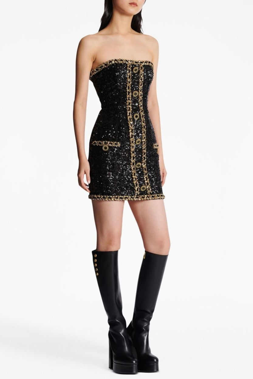 Sophisticated Dress with a Clean Classic Look
