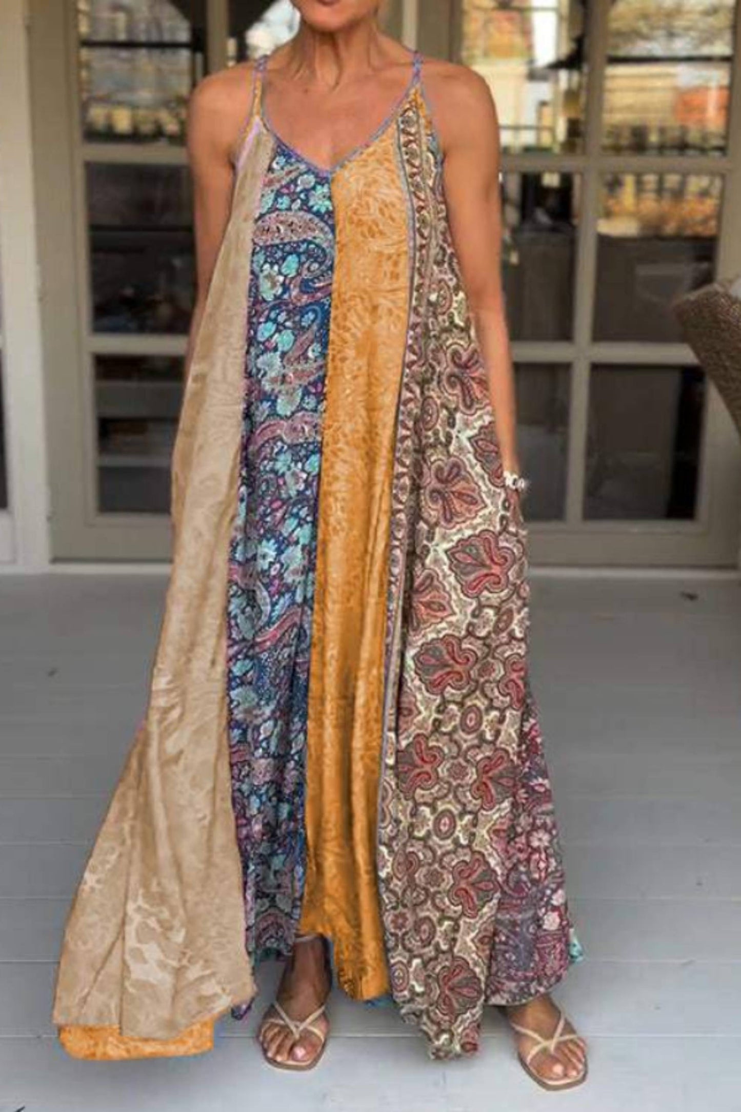 Classic Vintage Dress with a Flattering Fit