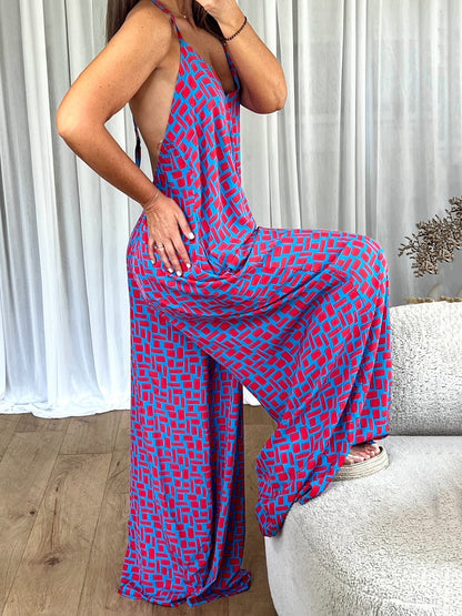 Well Tailored Garment with a Graceful Silhouette