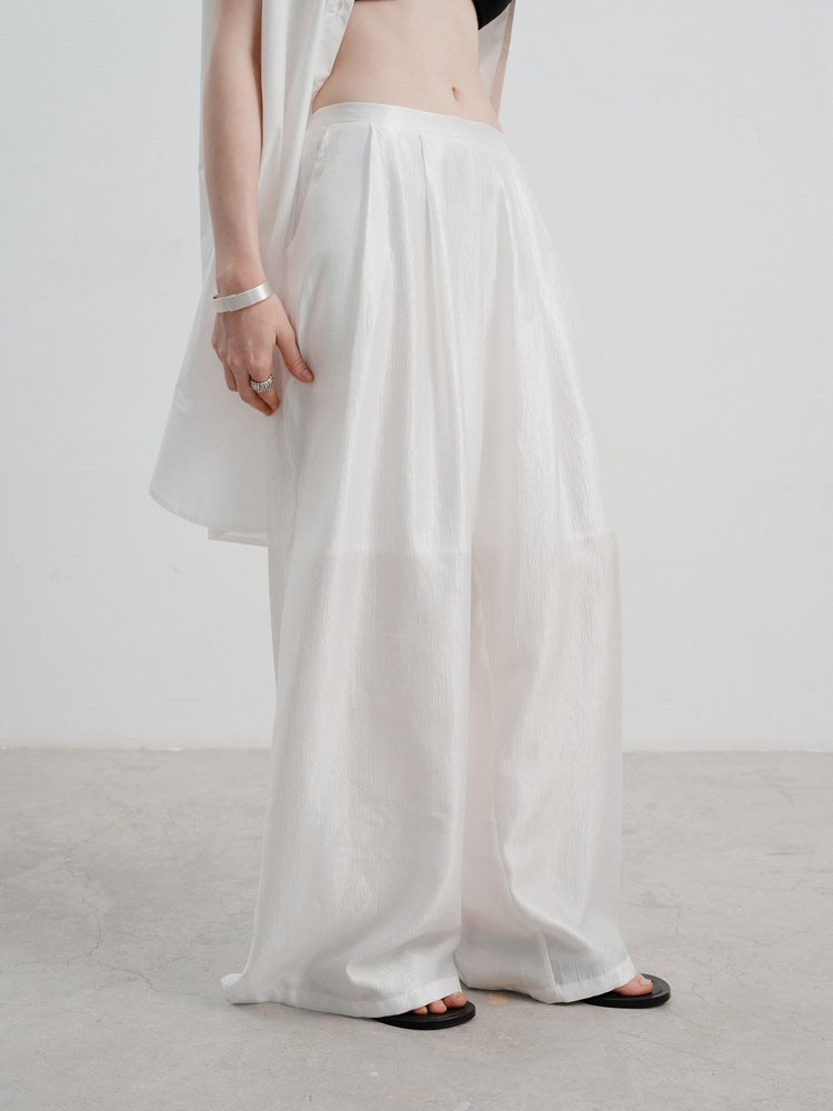 Sophisticated Pants with a Clean Classic Look