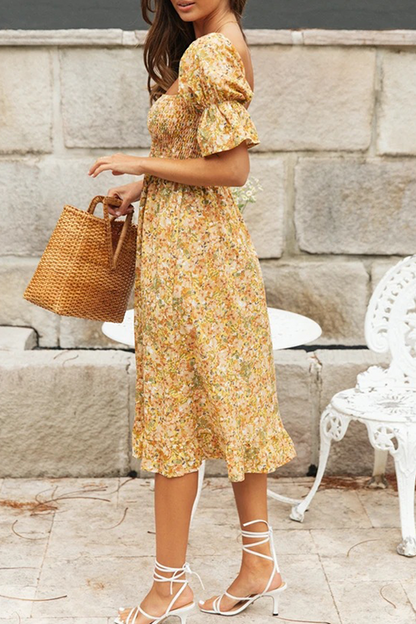Well Tailored Dress with a Graceful Silhouette