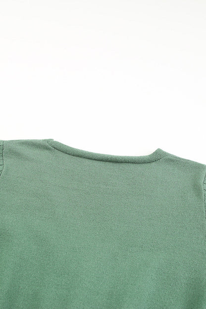 Classic Vintage Sweater with a Flattering Fit