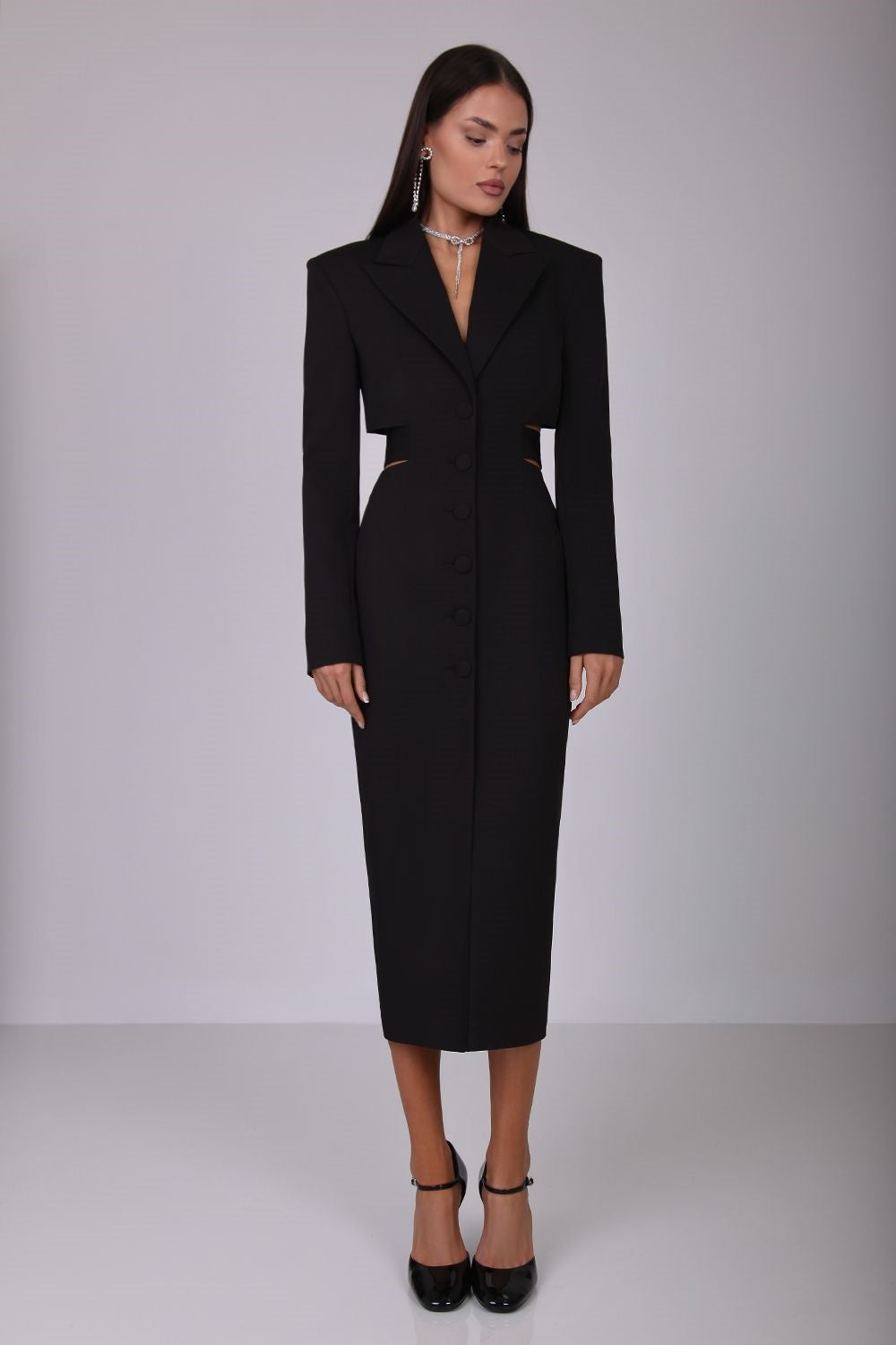 Beautifully Crafted Dress in a Classic Style