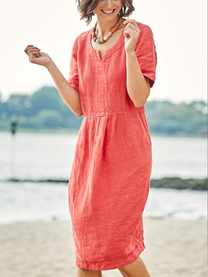 Effortlessly Elegant Garment with a Timeless Design