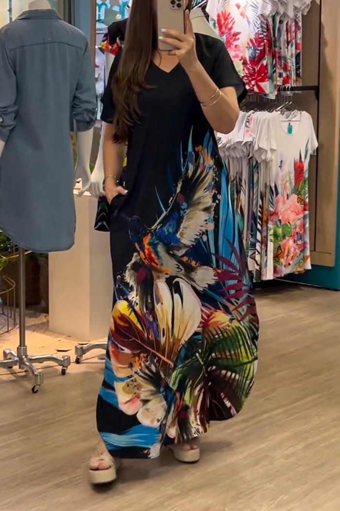 Gracefully Styled Dress for Any Occasion