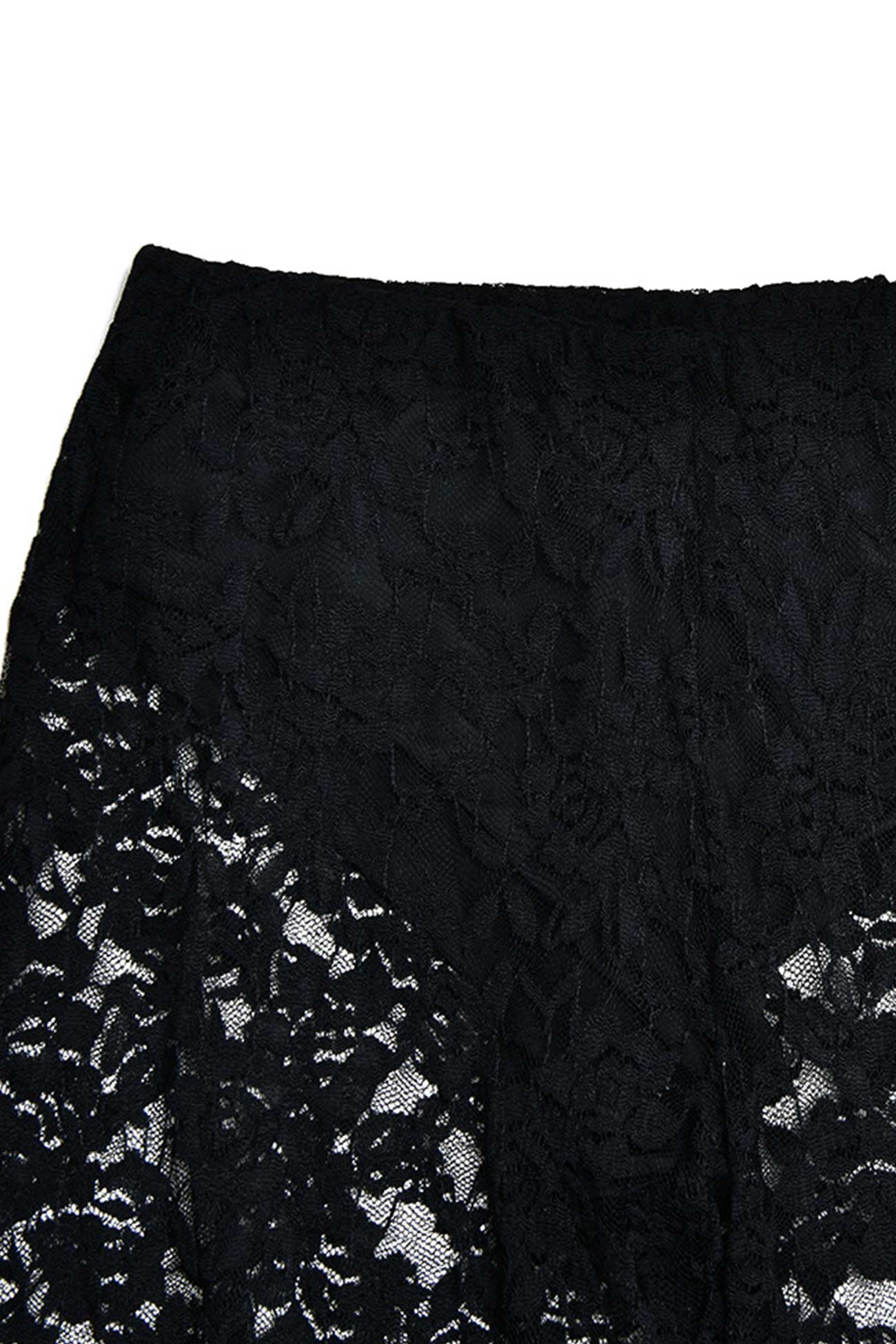 Well Tailored Pants with a Graceful Silhouette