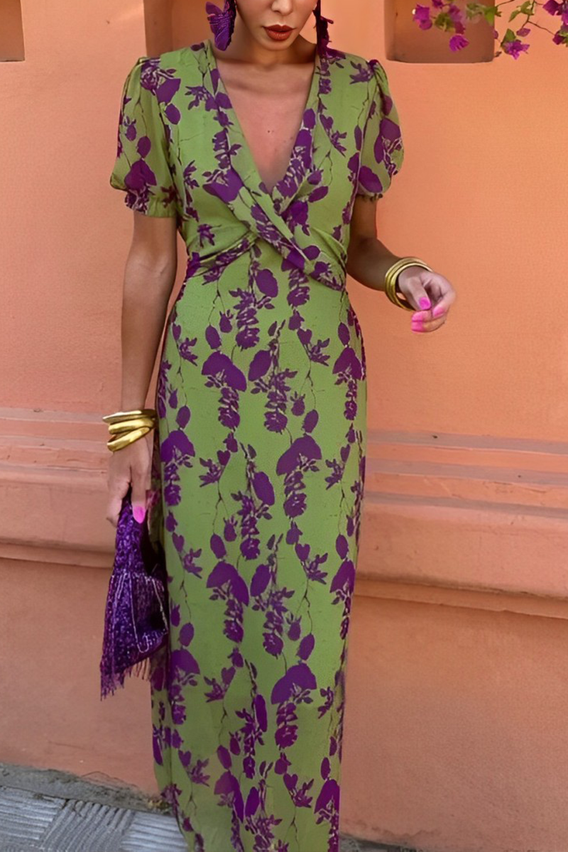 Classic Vintage & Enduringly Stylish Dress