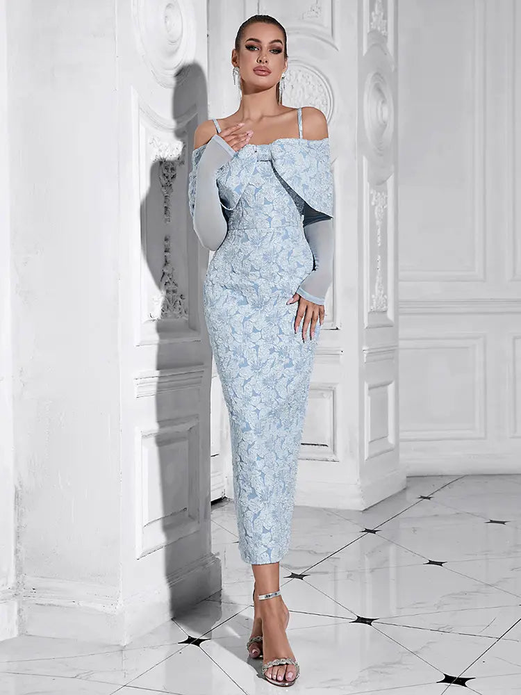 Well Tailored Dress with a Graceful Silhouette