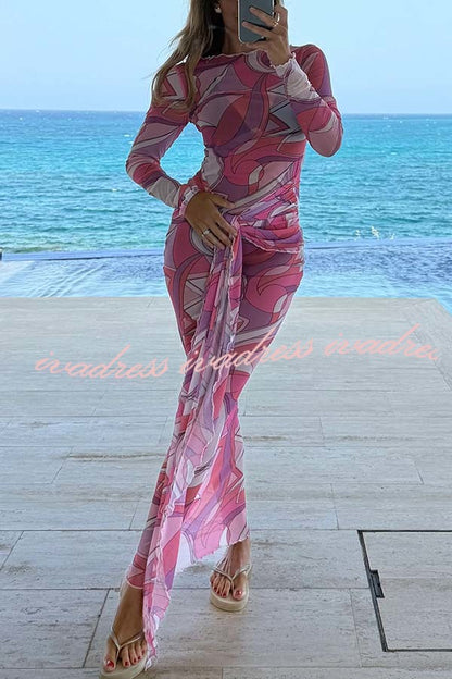 Gracefully Styled Dress for Any Occasion