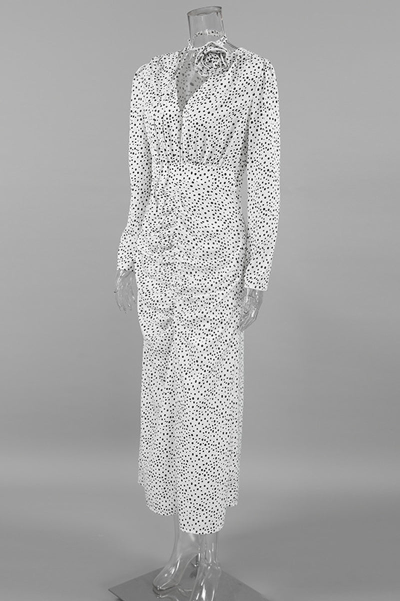 Effortlessly Elegant Dress with a Timeless Design